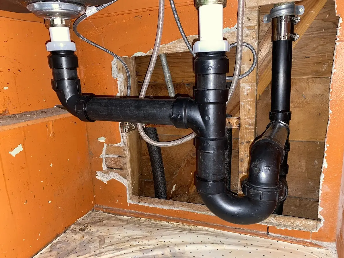 Professional Pipe Bursting equipment and tools on the job in Veneta